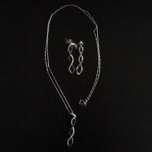 Black and white diamond necklace with earrings